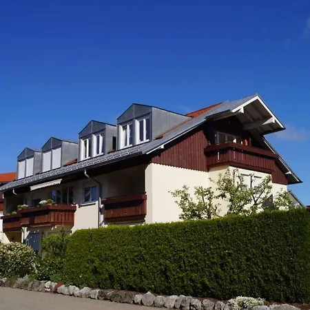 Apartment 4 Sterne Staufensuite Larilli